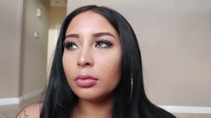 Chica tetona adolescente con curvas joven morena mujer caliente tetas grandes tetas enormes mamada paja amateur bbw facial porno anal pov sexo erótica